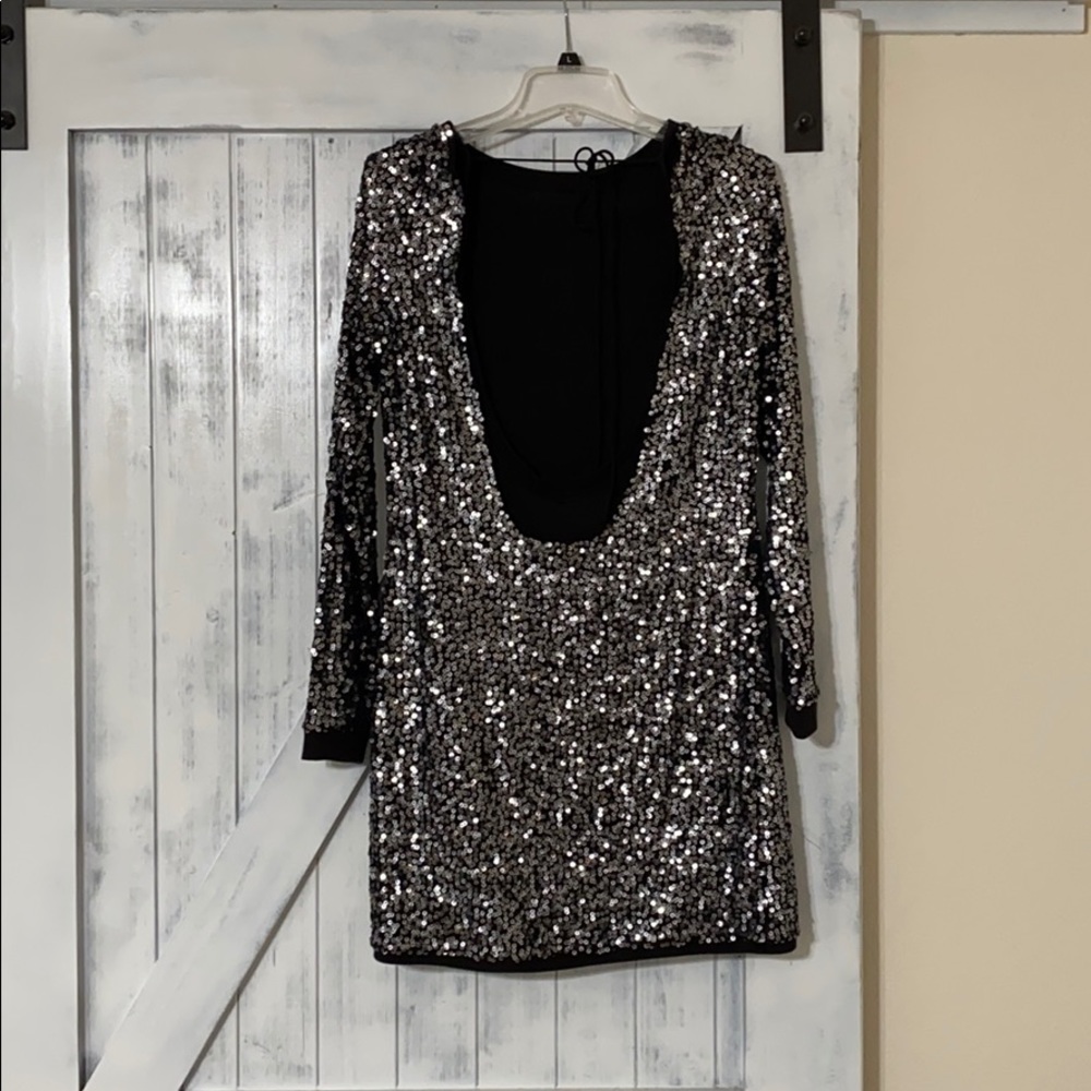 Sequin dress - Picture 2 of 3